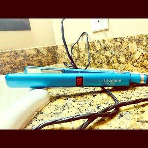 Babyblisspro Nano hair straightening iron